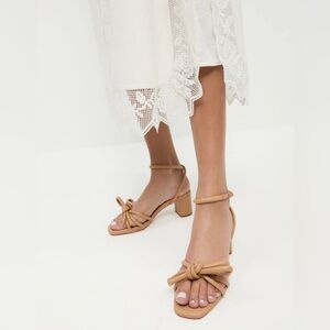 LOEFFLER RANDALL Mikel Dune Bow Mid Heel Sandal in Nude Size 11